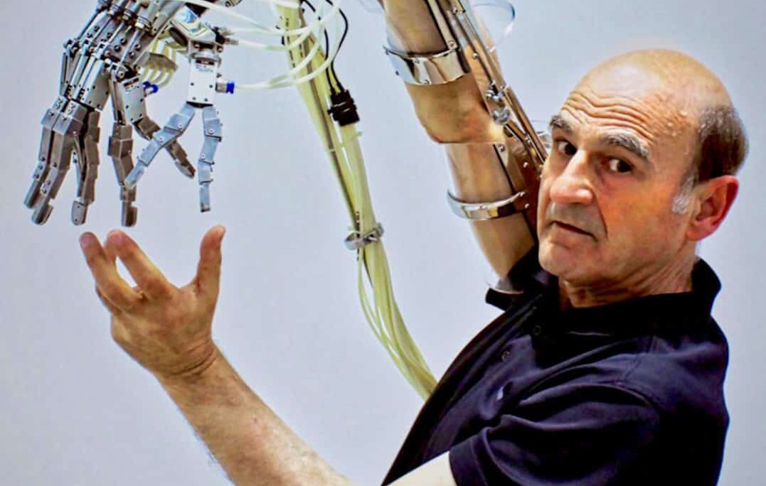 Corps Obsolète : L’Esthétique Radicale du Transhumanisme chez Stelarc